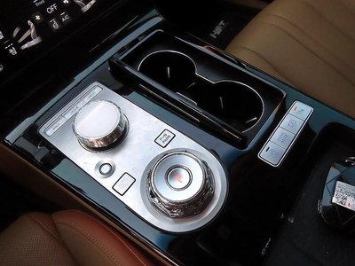 GENESIS G80 (RG3) - 10
