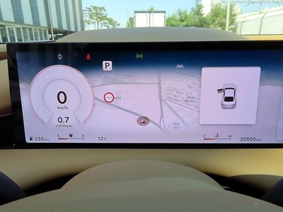 GENESIS G80 (RG3) - 9