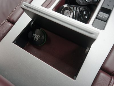 2009 Aston Martin DB9 照片 12