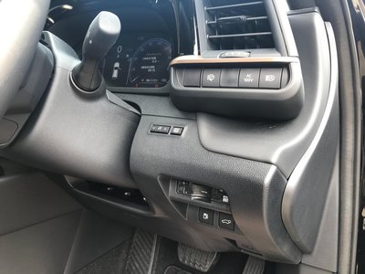 2025 Toyota CROWN SPORT 缩略图 18