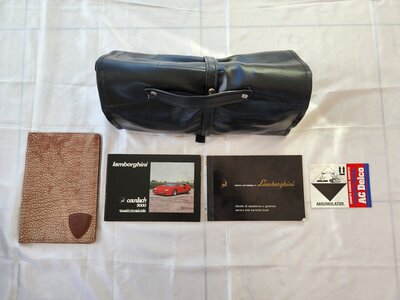 LAMBORGHINI COUNTACH - 3