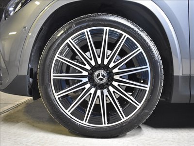 MERCEDES-BENZ GLA - 10