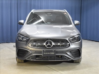 MERCEDES-BENZ GLA - 2