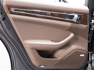 صورة مصغرة 72 لـ 2018 Porsche PANAMERA