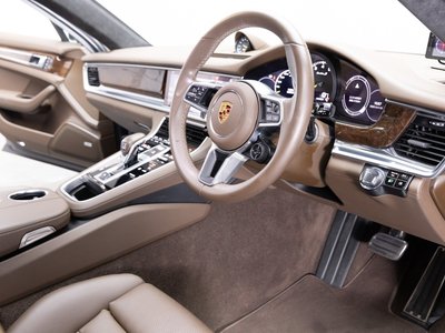 صورة مصغرة 44 لـ 2018 Porsche PANAMERA