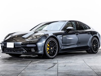 صورة 4 لـ 2018 Porsche PANAMERA