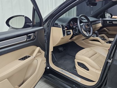 PORSCHE CAYENNE - 10