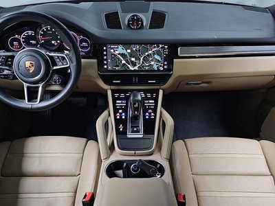 PORSCHE CAYENNE - 5