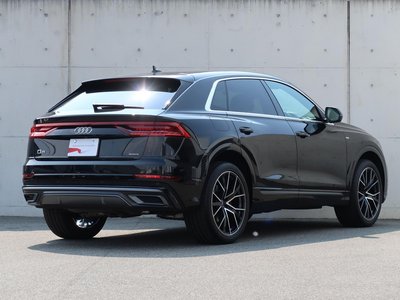 صورة 5 لـ 2022 AUDI Q8