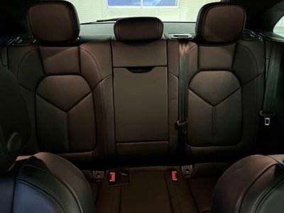 2021 Porsche MACAN — миниатюра 16