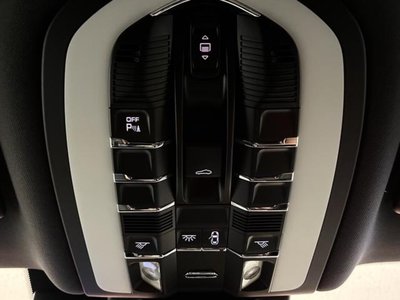 2021 Porsche MACAN — миниатюра 50