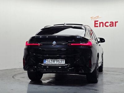2025 BMW X4 照片 3