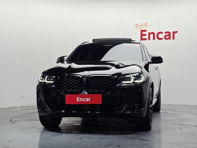 2025 BMW X4 照片 2