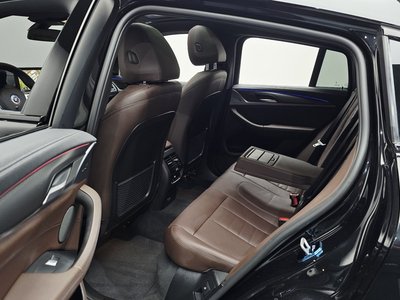 2025 BMW X4 缩略图 19