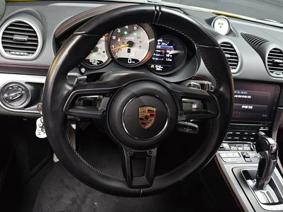 2023 Porsche 718 thumbnail 12