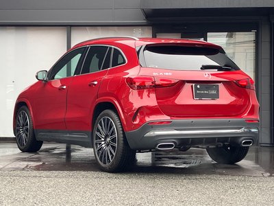 MERCEDES-BENZ GLA - 4