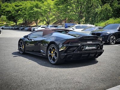 LAMBORGHINI HURACAN - 8