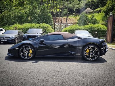 LAMBORGHINI HURACAN - 4