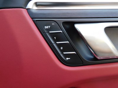 2022 Porsche MACAN 缩略图 20