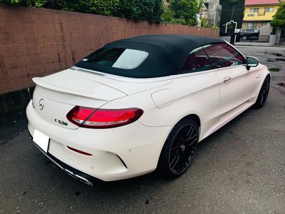 MERCEDES-BENZ C-CLASS CABRIOLET AMG - 8