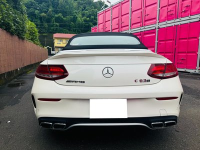 MERCEDES-BENZ C-CLASS CABRIOLET AMG - 3