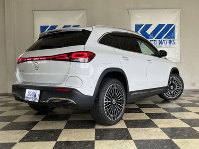 MERCEDES-BENZ EQA - 3