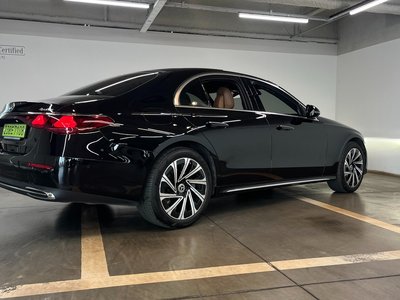 MERCEDES-BENZ E-CLASS - 4