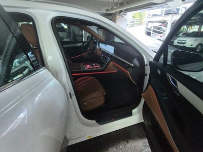 GENESIS GV80 - 8