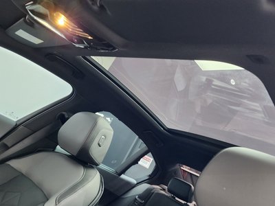 2025 BMW 5 SERIES — миниатюра 26