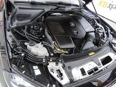 2025 Mercedes-BENZ E-CLASS — миниатюра 19