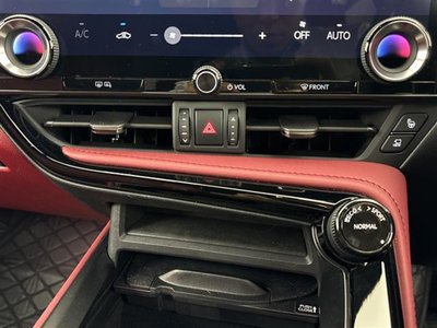 2023 Lexus NX — миниатюра 27
