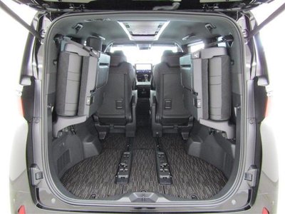 2026 Toyota ALPHARD — миниатюра 23