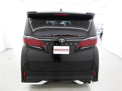 2026 Toyota ALPHARD — миниатюра 12