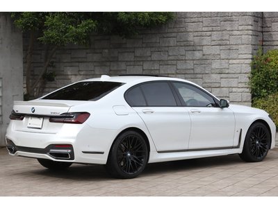 BMW 7 SERIES - 2