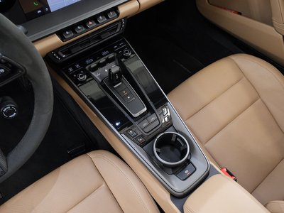 صورة مصغرة 57 لـ 2022 Porsche 911