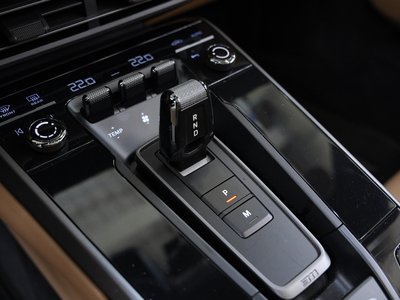 صورة مصغرة 58 لـ 2022 Porsche 911