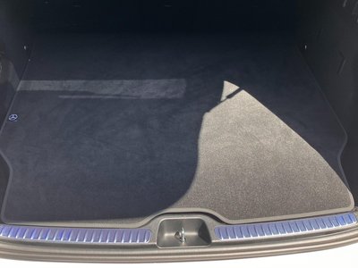 2024 Mercedes-BENZ GLC AMG — миниатюра 18
