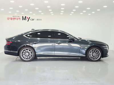 GENESIS G80 (RG3) - 7