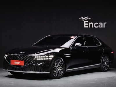 صورة 1 لـ 2022 Genesis G90 (RS4)