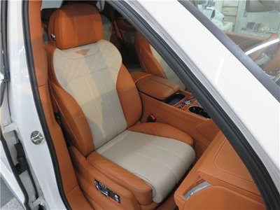 صورة مصغرة 26 لـ 2019 Bentley BENTAYGA