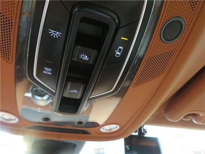 صورة مصغرة 57 لـ 2019 Bentley BENTAYGA