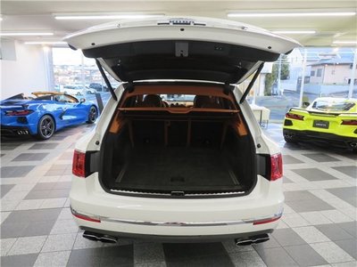 صورة مصغرة 14 لـ 2019 Bentley BENTAYGA