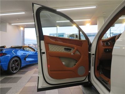 صورة مصغرة 21 لـ 2019 Bentley BENTAYGA