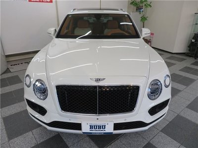 2019 Bentley BENTAYGA photo 4