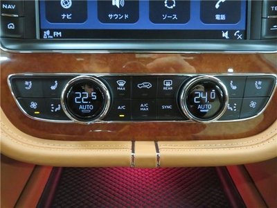 صورة مصغرة 54 لـ 2019 Bentley BENTAYGA