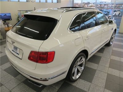 صورة مصغرة 16 لـ 2019 Bentley BENTAYGA