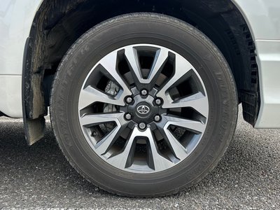 TOYOTA LAND CRUISER PRADO - 9