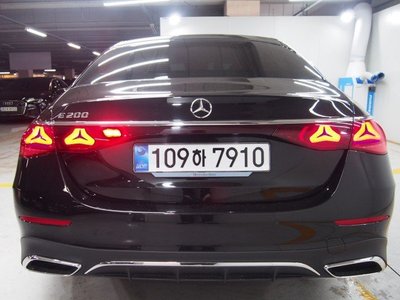 MERCEDES-BENZ E-CLASS - 3