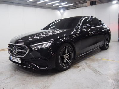 MERCEDES-BENZ E-CLASS - 2