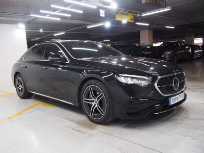 MERCEDES-BENZ E-CLASS - 5